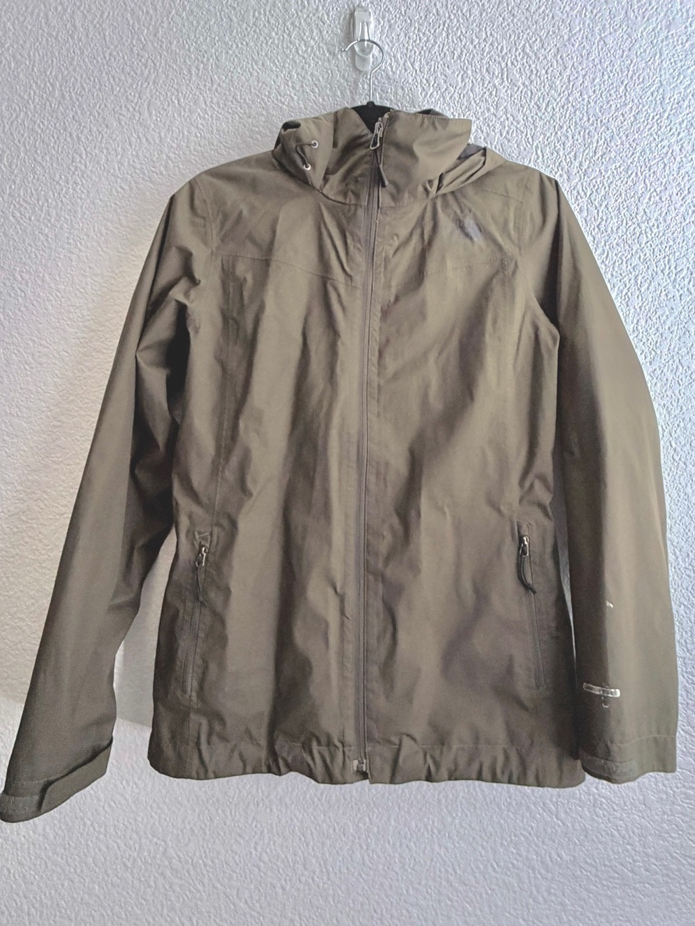 The North Face Women's Olive Green Jacket with Black Logo Patch Size XS
